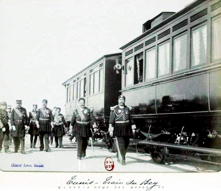 261- Loubet en Algerie- Tunis.jpg